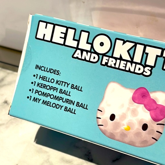 NWT/HELLO KITTY & Friends Squishy Sensory Balls w/4 sticker sheets - Picture 8 of 12